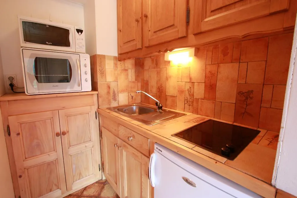 Apartment Ferienwohnung Chez Francine Notre-Dame-de-Bellecombe Frankreich