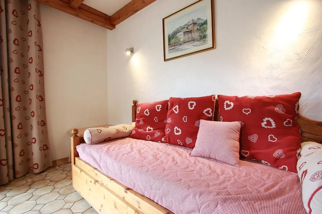 Apartment Ferienwohnung Chez Francine Notre-Dame-de-Bellecombe